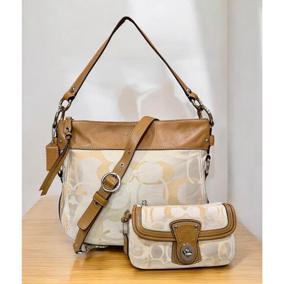 Coach Handbags - Y2K Coach F14711 Zoe Signature Optic Convertible Hobo Bag & Wristlet